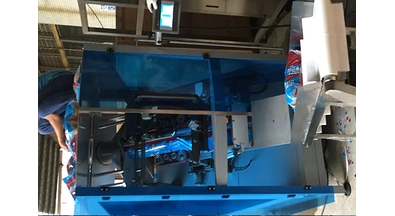 Potato tilting cutting machine