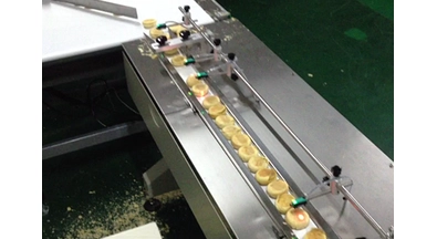 The durian cake is automatically opened