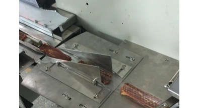 Meat chip packaging machine