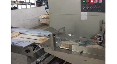 Arapça ekmek paketleme makinesi