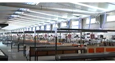 Persianas venecianas de imitación de madera el taller de producción.