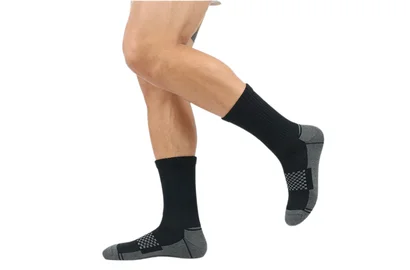 性能创新：定制运动袜的兴起