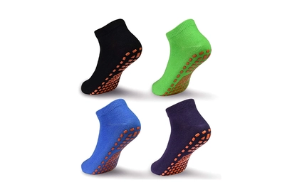 Jixingfeng Factory Highlights Growing Demand for Specialized Anti-Slip Socks
