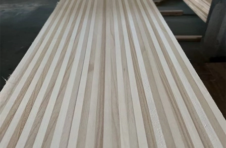 China Snowboard/Kiteboard/Surfboard Woodcore manufacturer