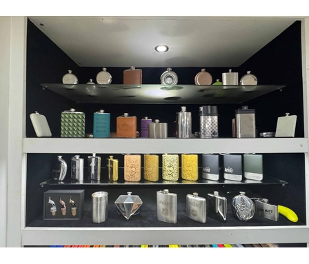 Private Label Hip Flask Sourcing Guide: Materials, Finishes, Packaging and MOQ