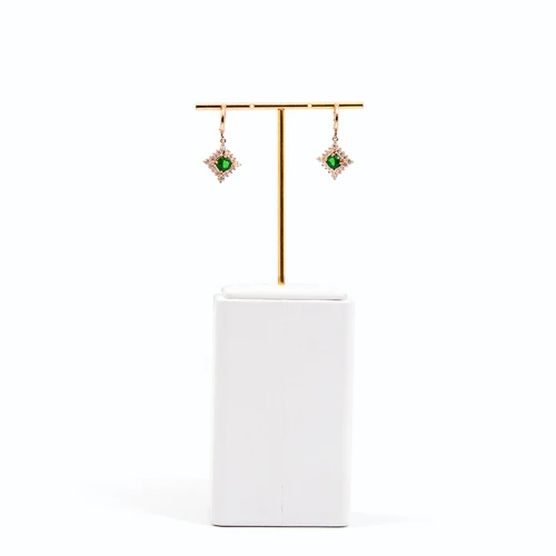 elegant pure white leather resin necklace bust jewelry display organization props exhibition - COPY - eswrc3