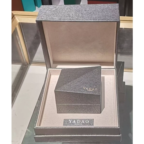China Yadao Luxury Folding Jewelry Box Set manufacturer