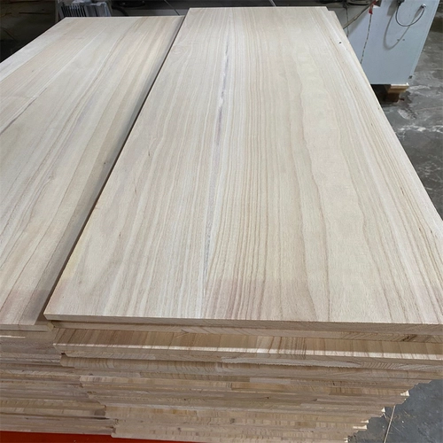 China Massives Paulownia-Plattenholz, Holzproduktion von Holzplatten und -latten Hersteller