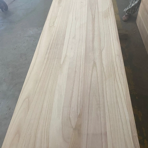 China Chinesisches Fabrik-Paulownia-Kantenleimholz mit hoher Qualität und niedrigem Preis Hersteller