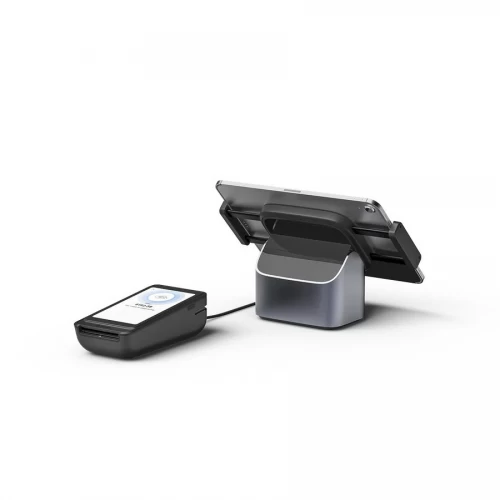 多合一 iPad POS 支架，带磁性 POGO PIN 充电和 USB-C 多端口扩展坞