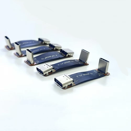 Chine Câble d'extension à ruban plat USB3.1 FFC FPV FPC USB C à charge rapide à 90 degrés 60W, 10Gbps 4K @ 60Hz fabricant