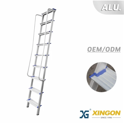 XG-156W 【ALUMINIO】 Escalera de Acceso para Camiones