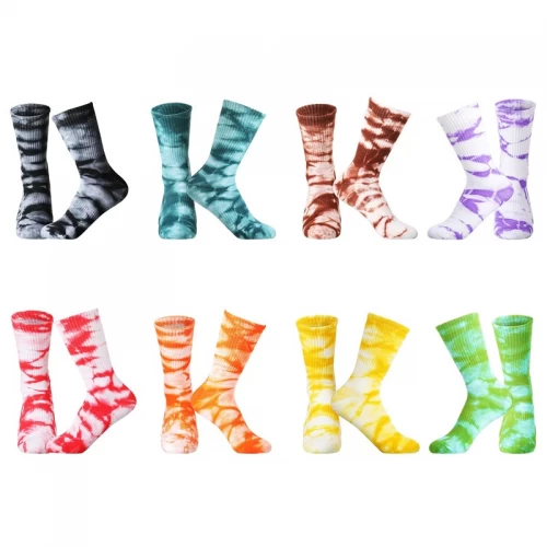 China OEM Custom Tie-Dye Socken Großhandel Unisex Graffiti Design