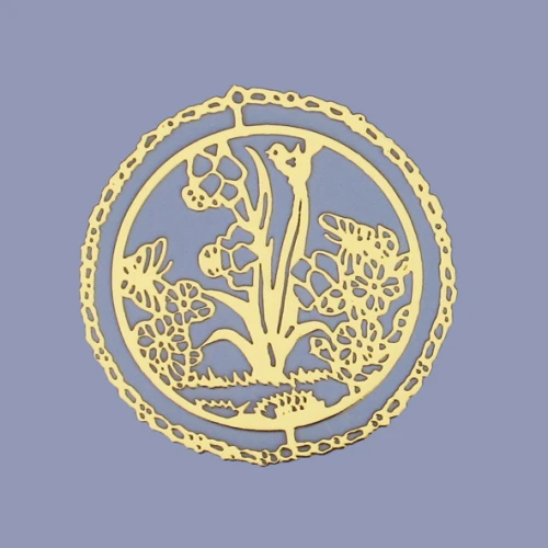 زخرفة معدنية مستديرة لعيد الميلاد