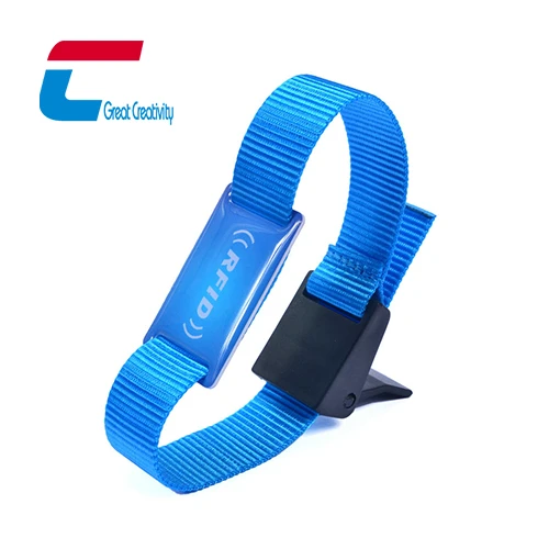 Bracelets en nylon personnalisés avec étiquette RFID époxy
