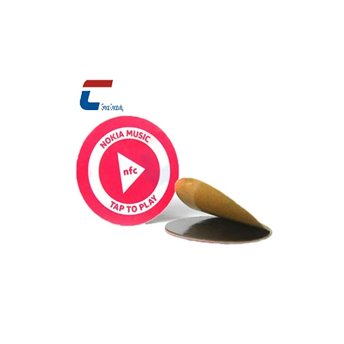 Runde NFC-Tag auf Metall mit 3M Klebstoff