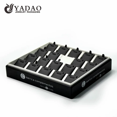2018 customized leatherette pendant display tray with the color and size you need made in Chinese factory.