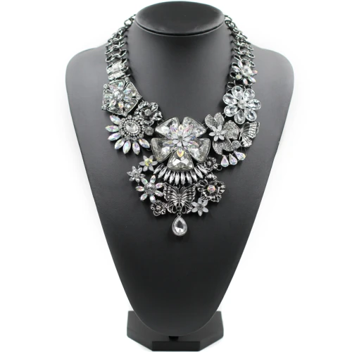 Custom design jewelry display bust neck form in resin velvet mannequin display for the necklace