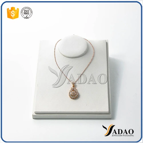 Personnalisez l'OEM ODM mignon joli affichage de bijoux collier de buste affichage formes de cou de buste avec impression de logo gratuite