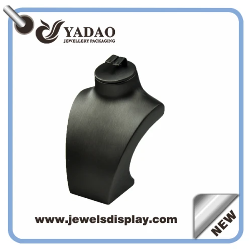 Fresh desgined gloosy or matt finished elegant women jewelry display image for necklaces pendants