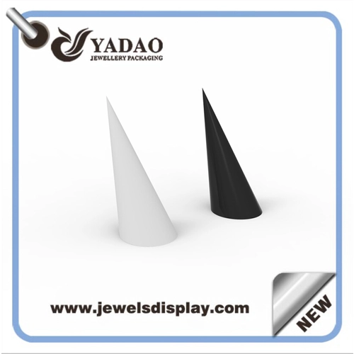 Sharp oben recht klein benutzerdefinierte Farbe lackiert Acryl Ring-Ausstellungsstand
