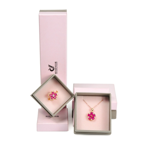 Wholesale Custom Logo Jewelry Packaging Paper Box for Necklace Bangle Bracelet Ring