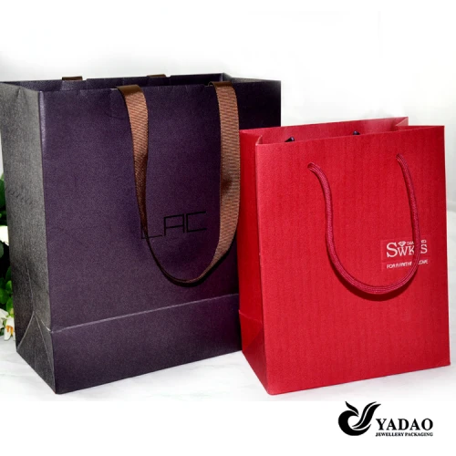 Wholesale Newest high quality Supply  Customized paper jewellery packaging bags,paper gift bags ,paper shopping bags OEM offered