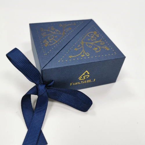 Yadao Customize Blue Sponge Paper Box with Ribbon