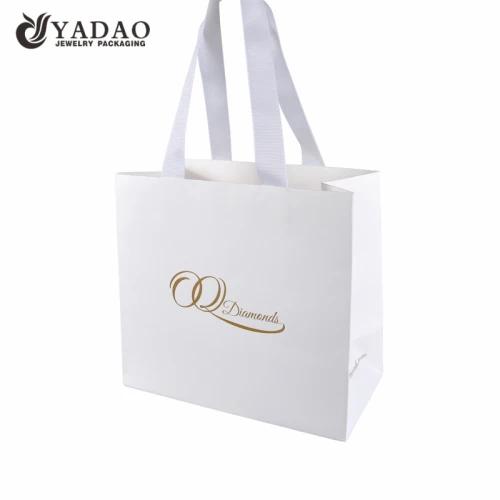 sac de papier d'emballage de sac à provisions de papier de fantaisie fait sur commande avec la poignée de ruban