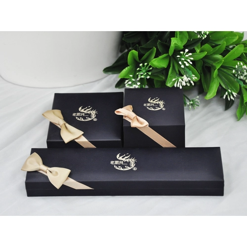 customize high quality jewelry plastic box jewelry packaging box in soft touch with beautiful bowknot