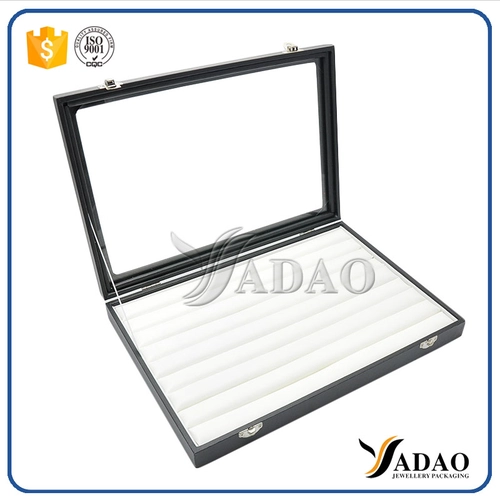 high-end delicate MOQ wholesale portabl pretty  mdf lacquer finishr / velvet/ suede for jewelry display trays