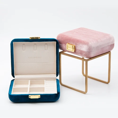 China new style wooden jewelry storage lock design small carry case bag manufacturer