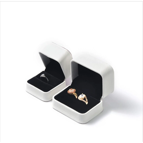 romantic customized wedding ring box