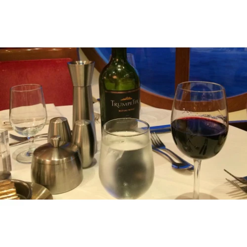 Can I bring wine glass on a plane? [RuixinGlass]