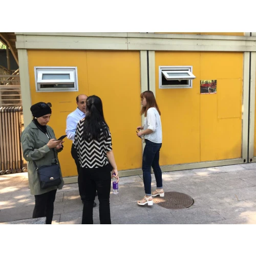 Warmly welcome customers from the Middle East to visit our factory