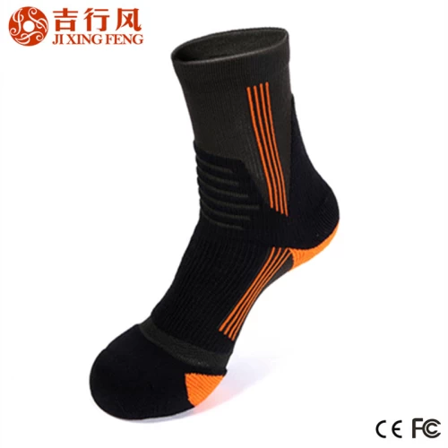 China beste Socken Hersteller Herstellung elegant warm Soft Popular Kompression Mannschaft Sport Socken