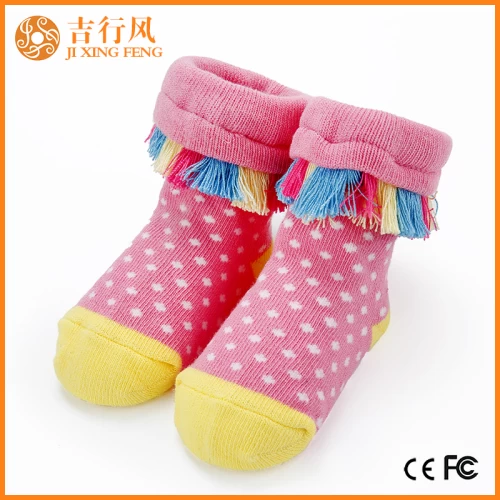 Porcellana Calzini svegli del cotone del bambino all'ingrosso, calzini simpatici del cotone del bambino del bambino all'ingrosso, calzini svegli di cotone del bambino esportatore