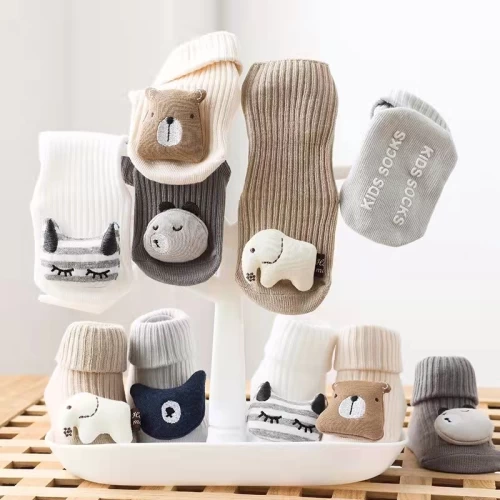 Professional production of baby socks, sports socks, etc. Manufacturers welcome to order proofing and place an order