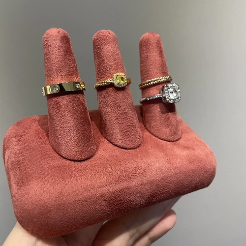 China luxury velvet jewelry display stand finger ring display holder display rings manufacturer