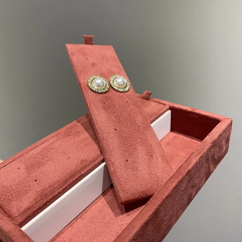 China light hollow earring display tray wooden jewelry display props display earrings manufacturer