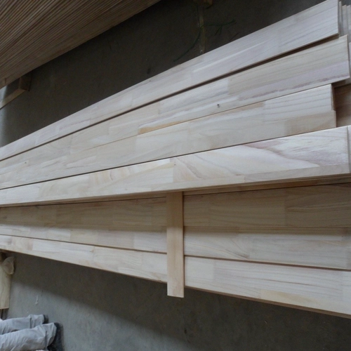 Paneles de unión entre dedos de madera de paulownia o tilo de 3 mm de espesor para lamas de persianas de madera