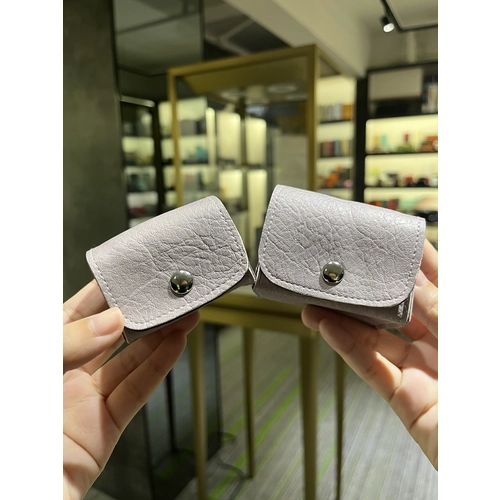 China New design style pouch bag for diamond stud earrings pendant custom color packaging item manufacturer