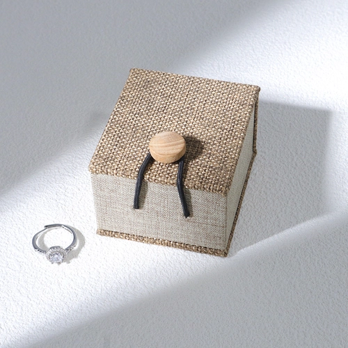 classical plastic box natural linen jewelry packaging box ring gift box 