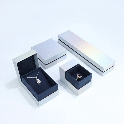 porcelana Conjunto completo de collar y anillo de color plateado degradado, caja de embalaje de joyería con funda de cartón, nueva moda fabricante
