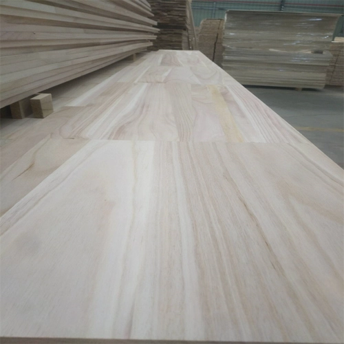 Cina Vendite dirette in fabbrica in Cina Pannello incollato con bordi in legno massello di paulownia / pino / pioppo produttore
