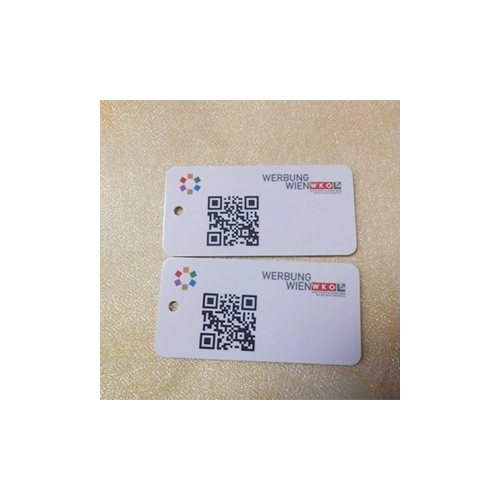 恩智浦 Mifare S50 定制硬质聚氯乙烯 NFC Tag 与打孔