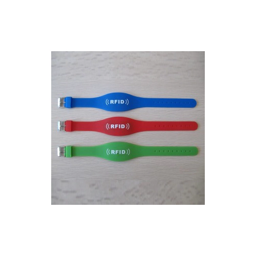 双频硅胶 RFID 腕带，上面带手表按钮
