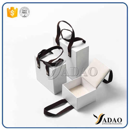 Scatola di carta di fascia alta fatta a mano di alta qualità all'ingrosso 2017 con comoda forma di borse a mano per confezione di anello / braccialetto / collana / braccialetto / orecchino