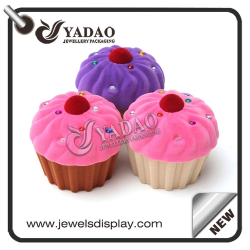 La glace mignonne forme la boîte de velours de boucle appropriée pour emballer les bijoux des enfants Made in Yadao