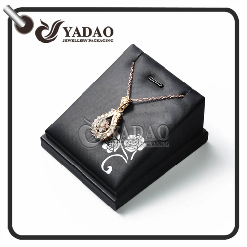 Elegant black pendant display stand light wood base leather cover for counter display